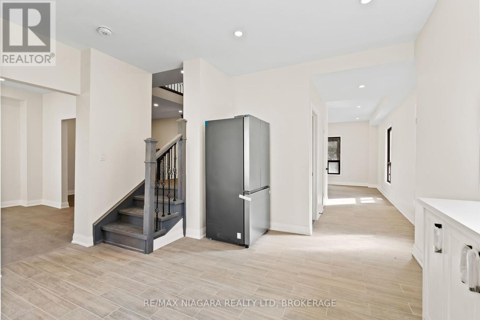 6058 Culp Street, Niagara Falls, Ontario  L2G 2B7 - Photo 13 - X12949404