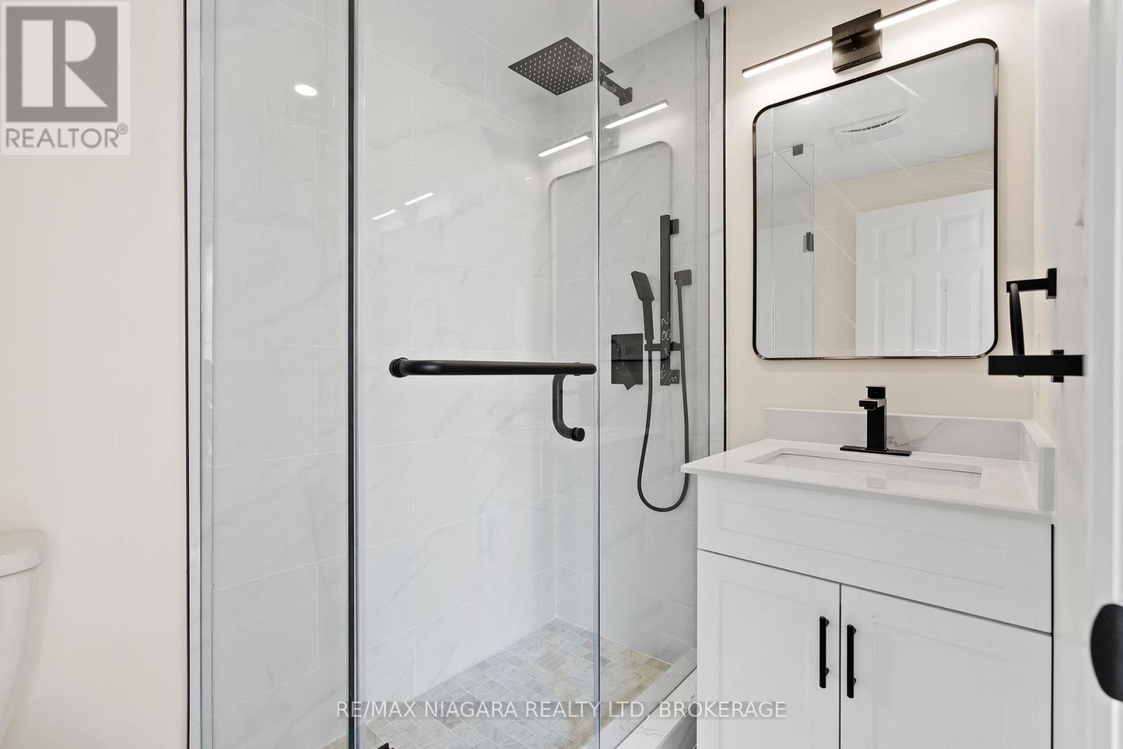 6058 Culp Street, Niagara Falls, Ontario  L2G 2B7 - Photo 23 - X12949404