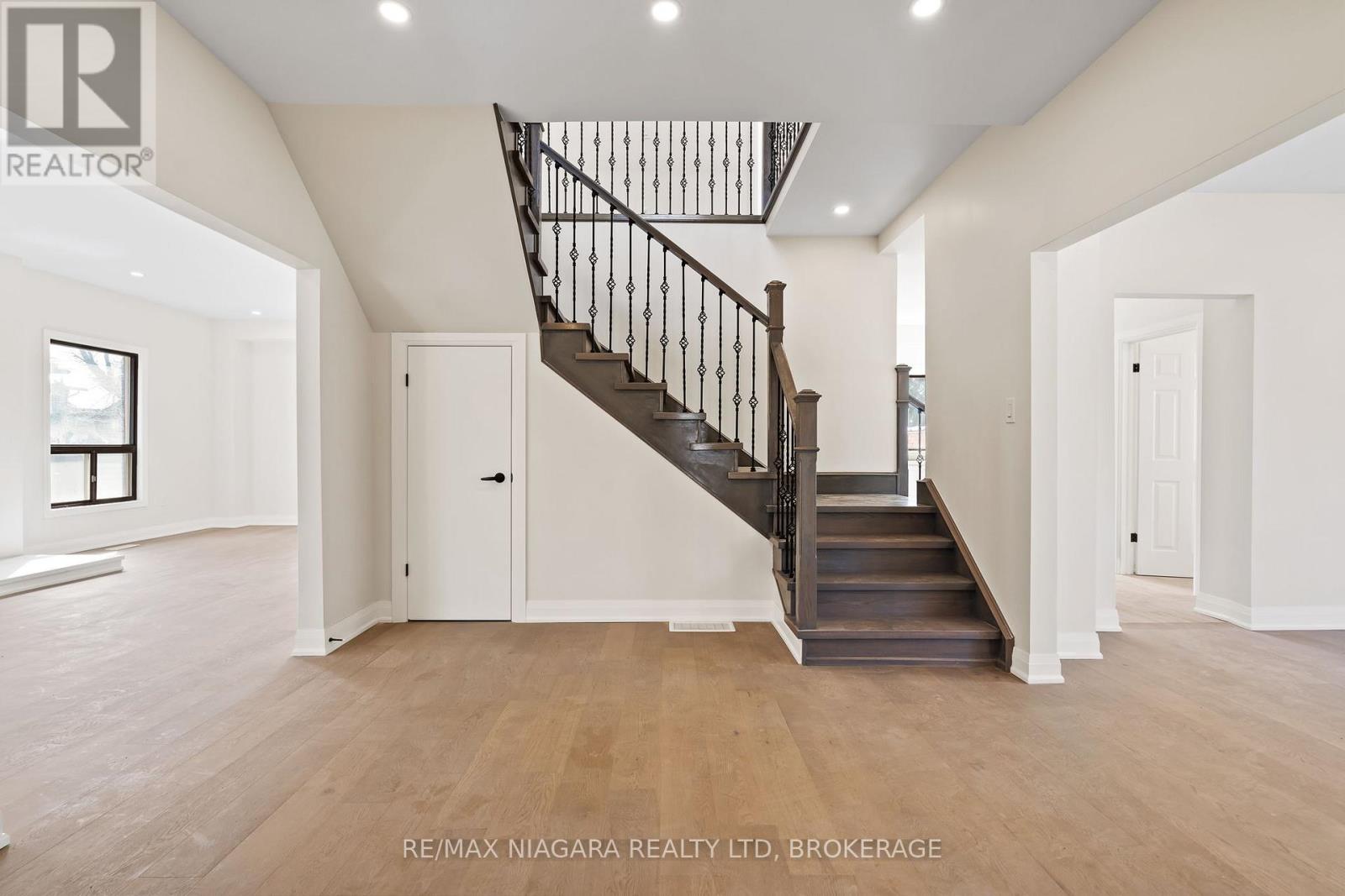 6058 Culp Street, Niagara Falls, Ontario  L2G 2B7 - Photo 7 - X12949404