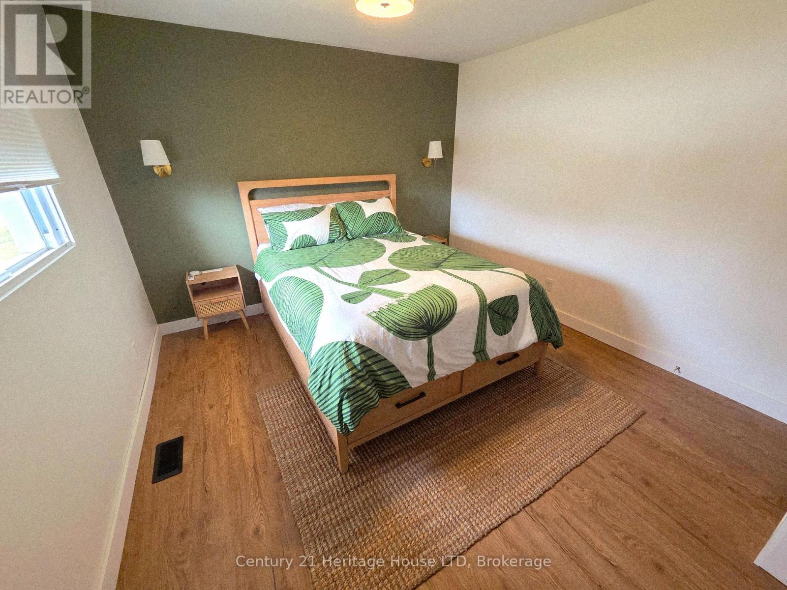 552 Lakeview Road E, Fort Erie, Ontario  L2A 4W6 - Photo 10 - X12949472