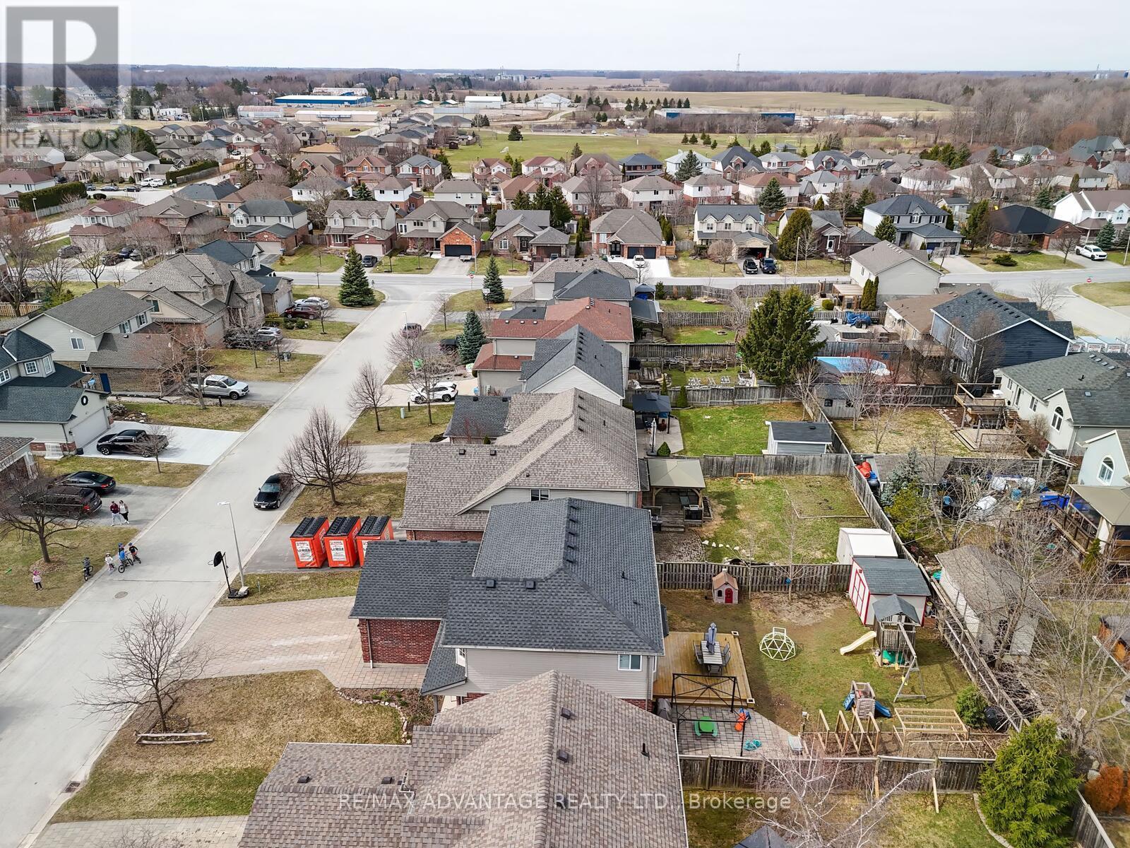 22 Periwinkle Drive, Middlesex Centre, Ontario  N0M 2A0 - Photo 40 - X12947524