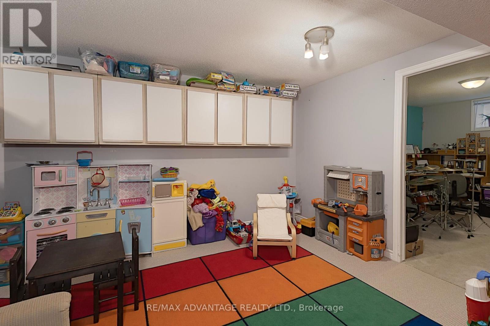 22 Periwinkle Drive, Middlesex Centre, Ontario  N0M 2A0 - Photo 31 - X12947524