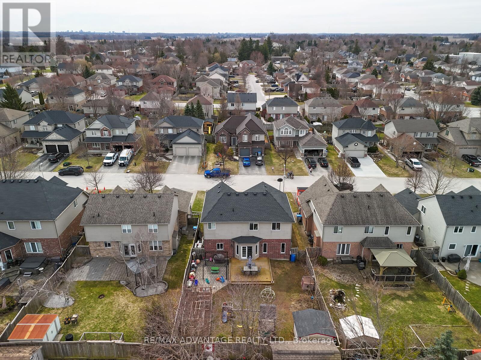 22 Periwinkle Drive, Middlesex Centre, Ontario  N0M 2A0 - Photo 42 - X12947524