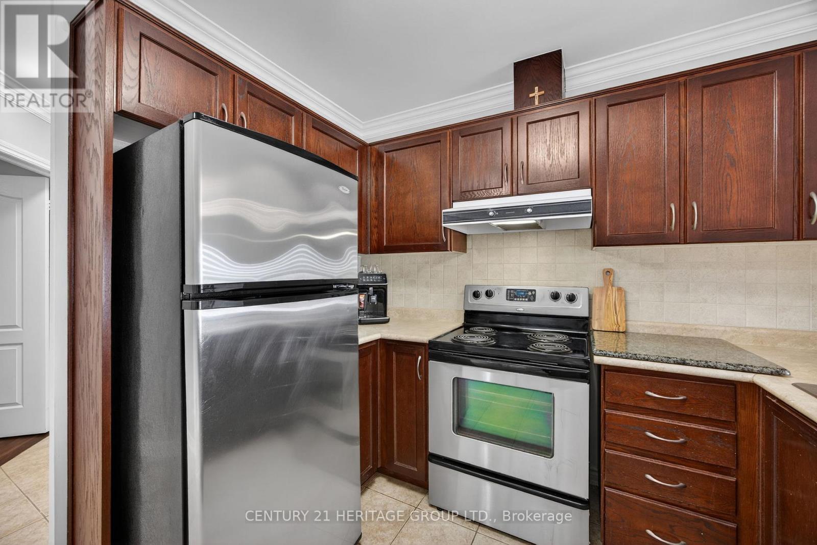 214 - 112 Simcoe Road, Bradford West Gwillimbury, Ontario  L3Z 1Y2 - Photo 7 - N12801260