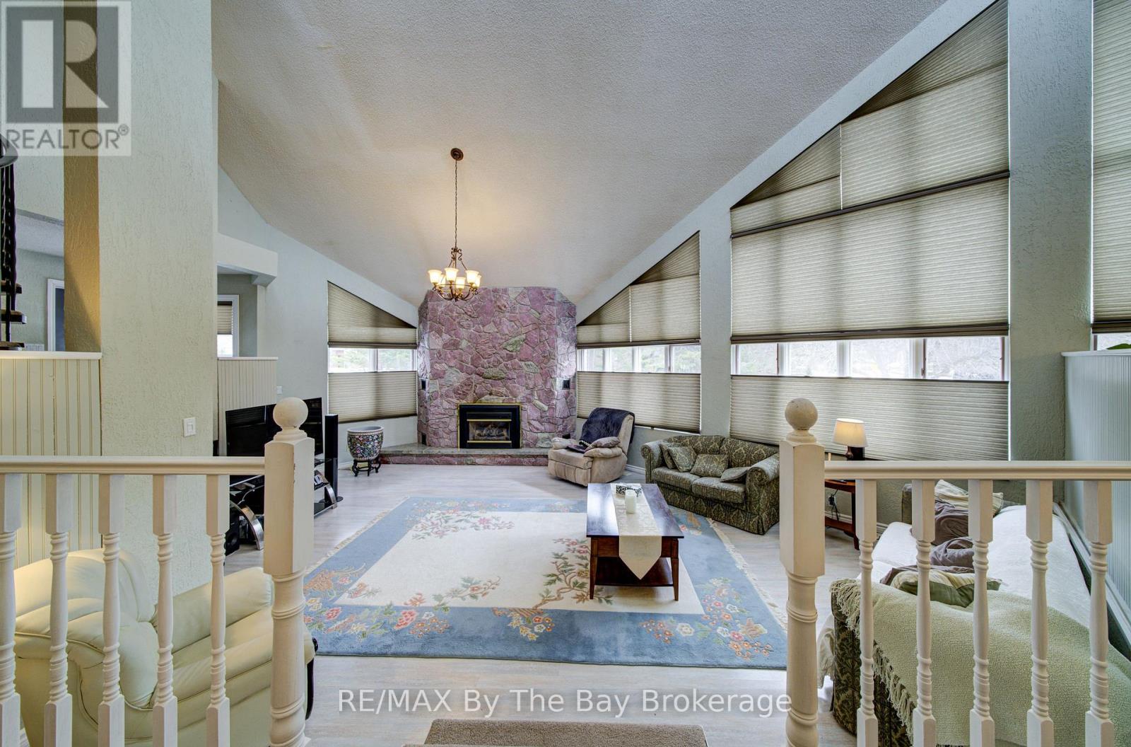 32 Bridlewood Crescent, Wasaga Beach, Ontario  L9Z 1B4 - Photo 27 - S12949526