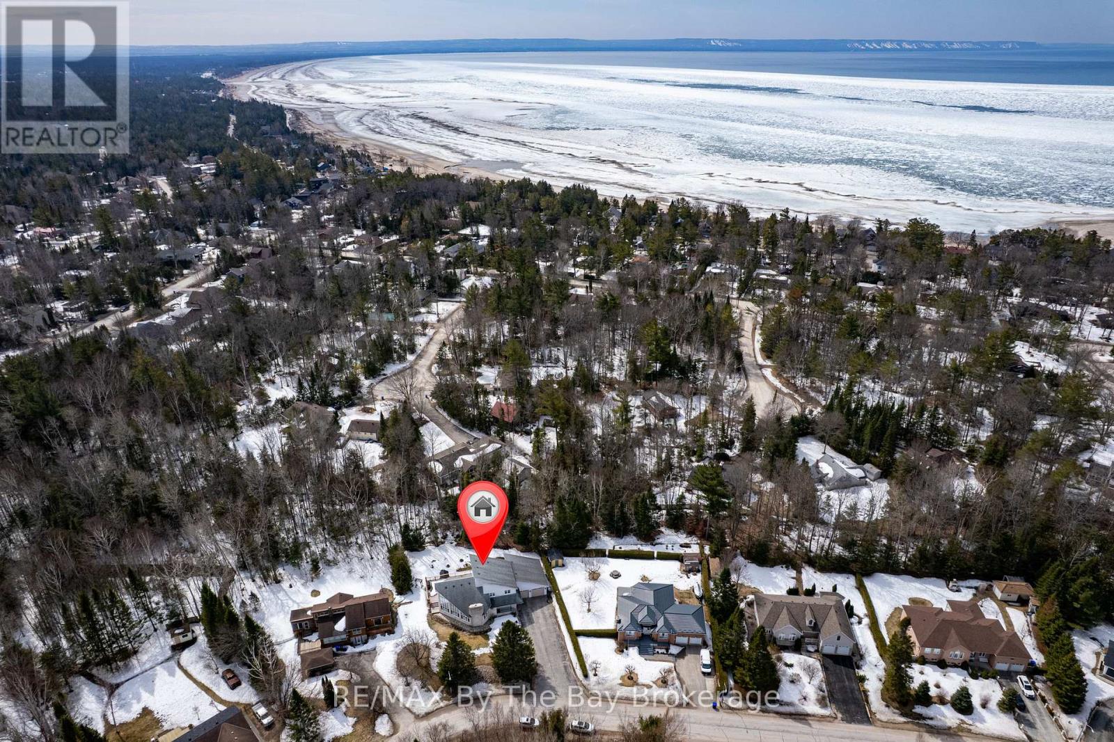 32 Bridlewood Crescent, Wasaga Beach, Ontario  L9Z 1B4 - Photo 3 - S12949526