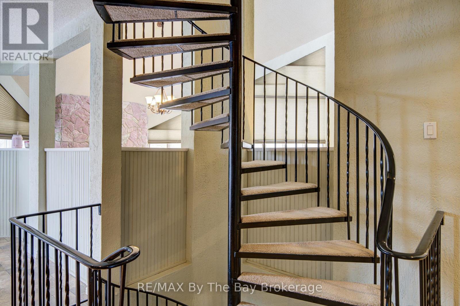 32 Bridlewood Crescent, Wasaga Beach, Ontario  L9Z 1B4 - Photo 39 - S12949526