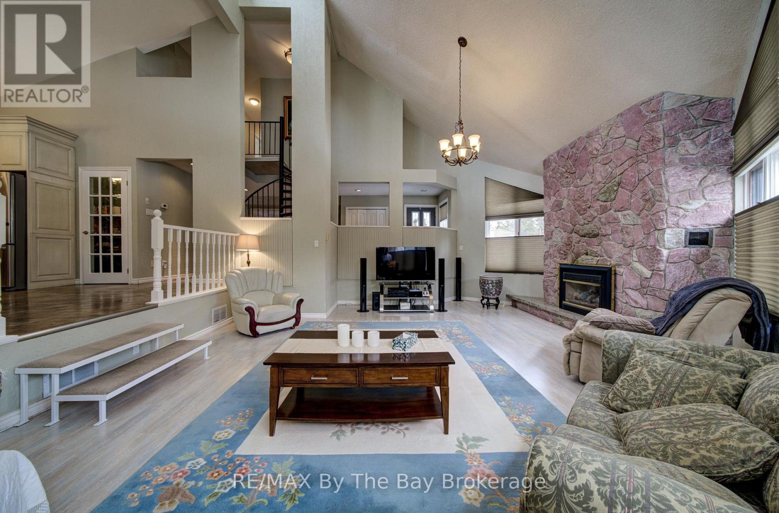 32 Bridlewood Crescent, Wasaga Beach, Ontario  L9Z 1B4 - Photo 9 - S12949526