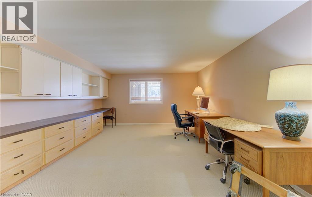 156 Candlewood Crescent, Waterloo, Ontario  N2L 5T4 - Photo 34 - 40817106