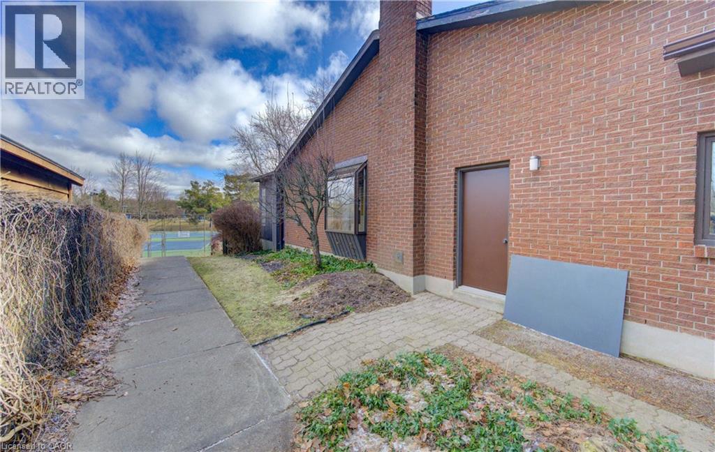 156 Candlewood Crescent, Waterloo, Ontario  N2L 5T4 - Photo 39 - 40817106