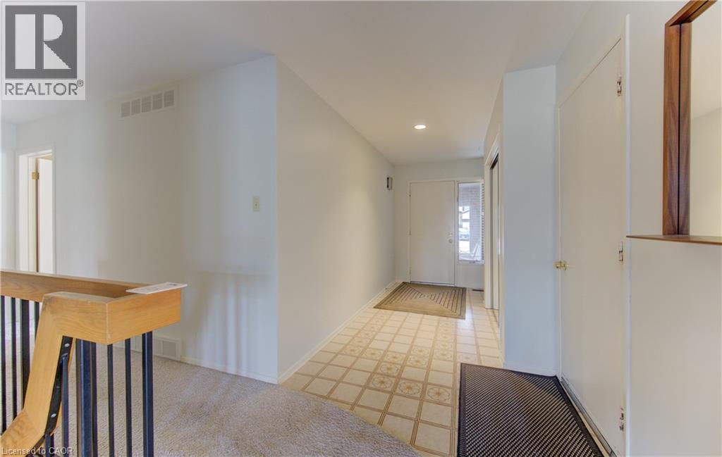 156 Candlewood Crescent, Waterloo, Ontario  N2L 5T4 - Photo 6 - 40817106