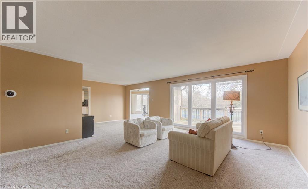 156 Candlewood Crescent, Waterloo, Ontario  N2L 5T4 - Photo 8 - 40817106