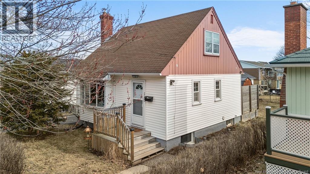 115 Jones St, Moncton, New Brunswick  E1C 6J9 - Photo 2 - NB135932