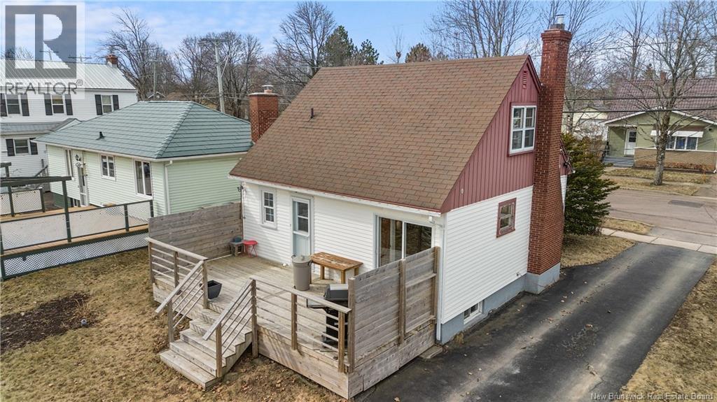 115 Jones St, Moncton, New Brunswick  E1C 6J9 - Photo 3 - NB135932