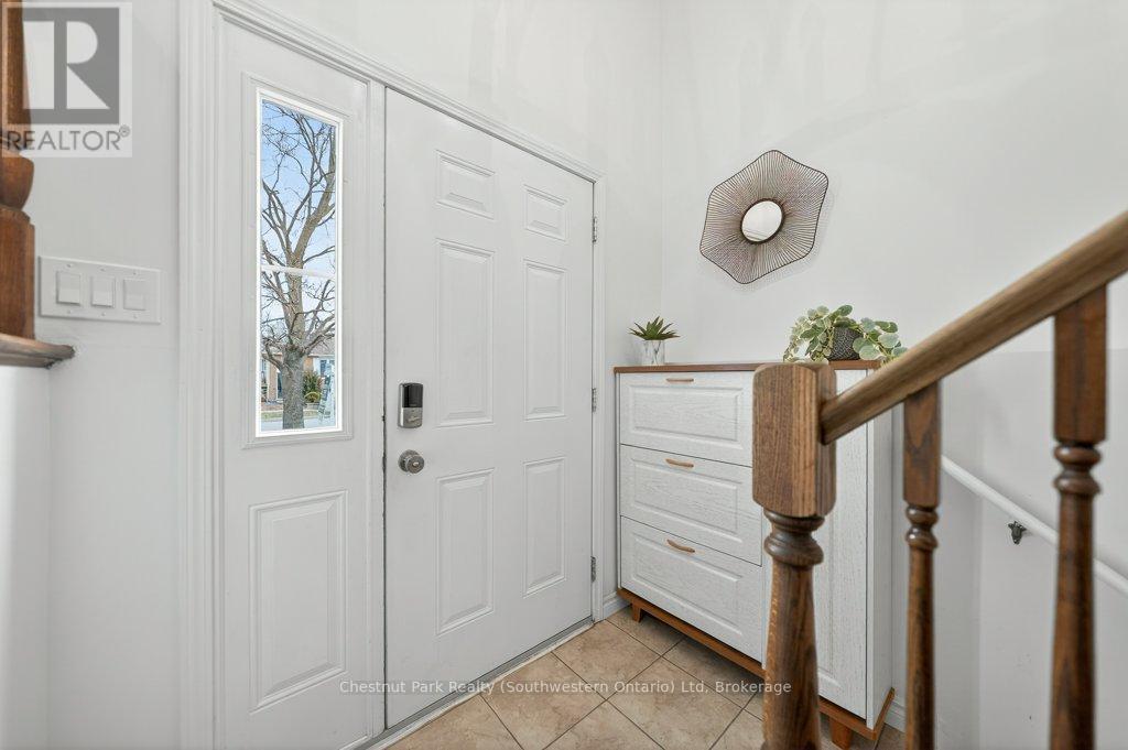 113 Sanderson Drive, Guelph, Ontario  N1H 7K1 - Photo 10 - X12949386