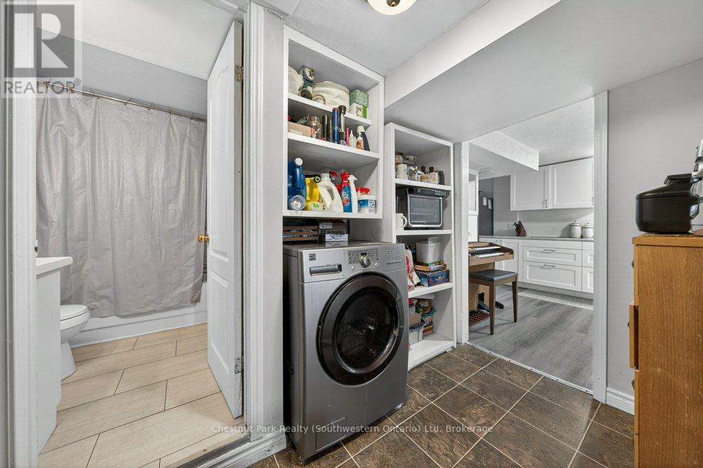 113 Sanderson Drive, Guelph, Ontario  N1H 7K1 - Photo 42 - X12949386