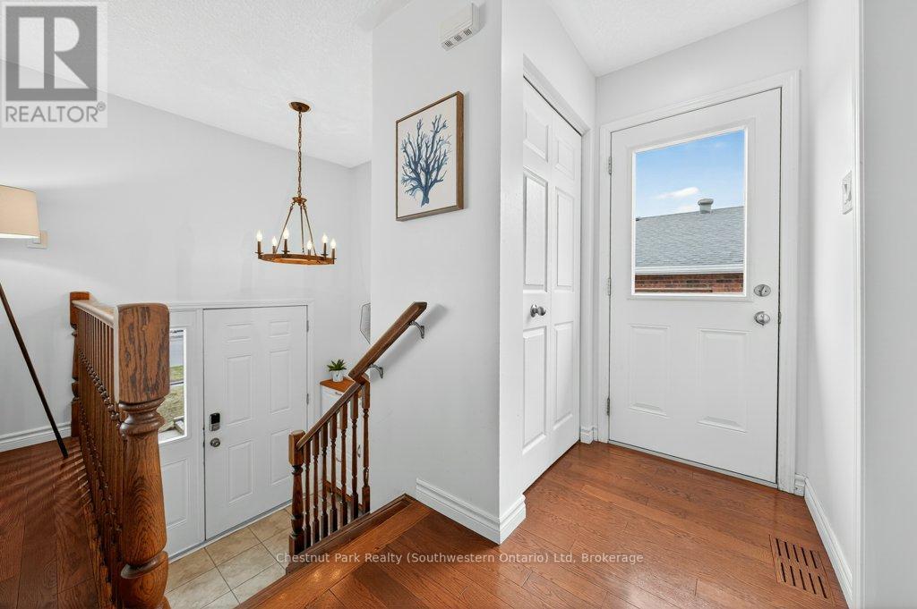 113 Sanderson Drive, Guelph, Ontario  N1H 7K1 - Photo 44 - X12949386