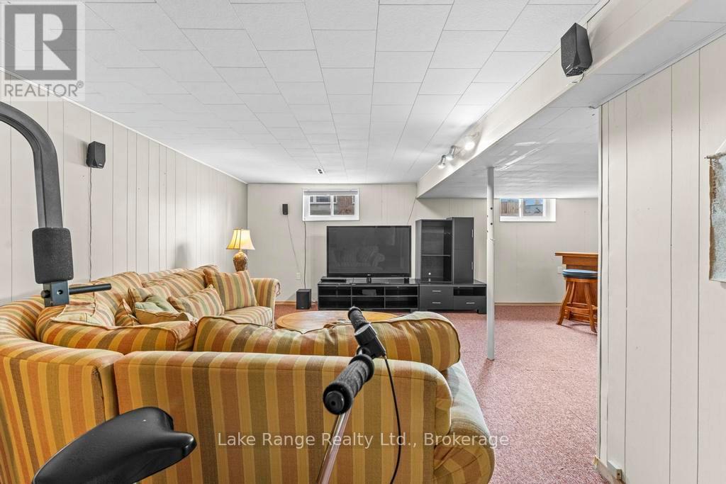 378 South Delhi Street, Huron-Kinloss, Ontario  N0G 2H0 - Photo 12 - X12949406