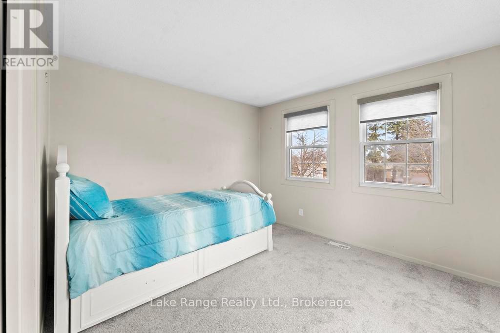 378 South Delhi Street, Huron-Kinloss, Ontario  N0G 2H0 - Photo 7 - X12949406