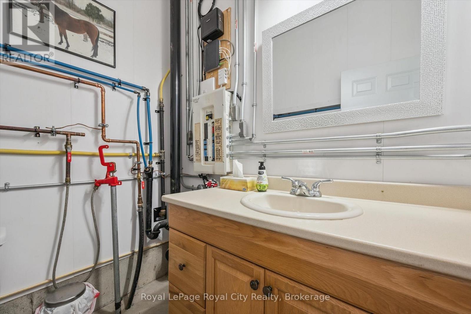 100 Harris Crescent, Southgate, Ontario  N0G 2L0 - Photo 35 - X12949536