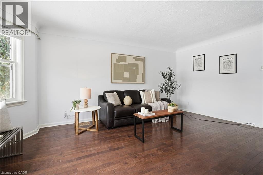 153 Parkview Drive, Hamilton, Ontario  L8S 3Y4 - Photo 8 - 40804872