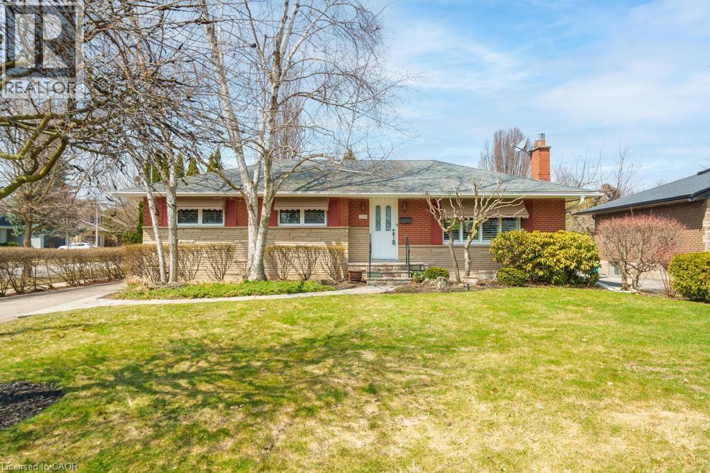 2205 Joyce Street, Burlington, Ontario  L7R 2B6 - Photo 1 - 40814153