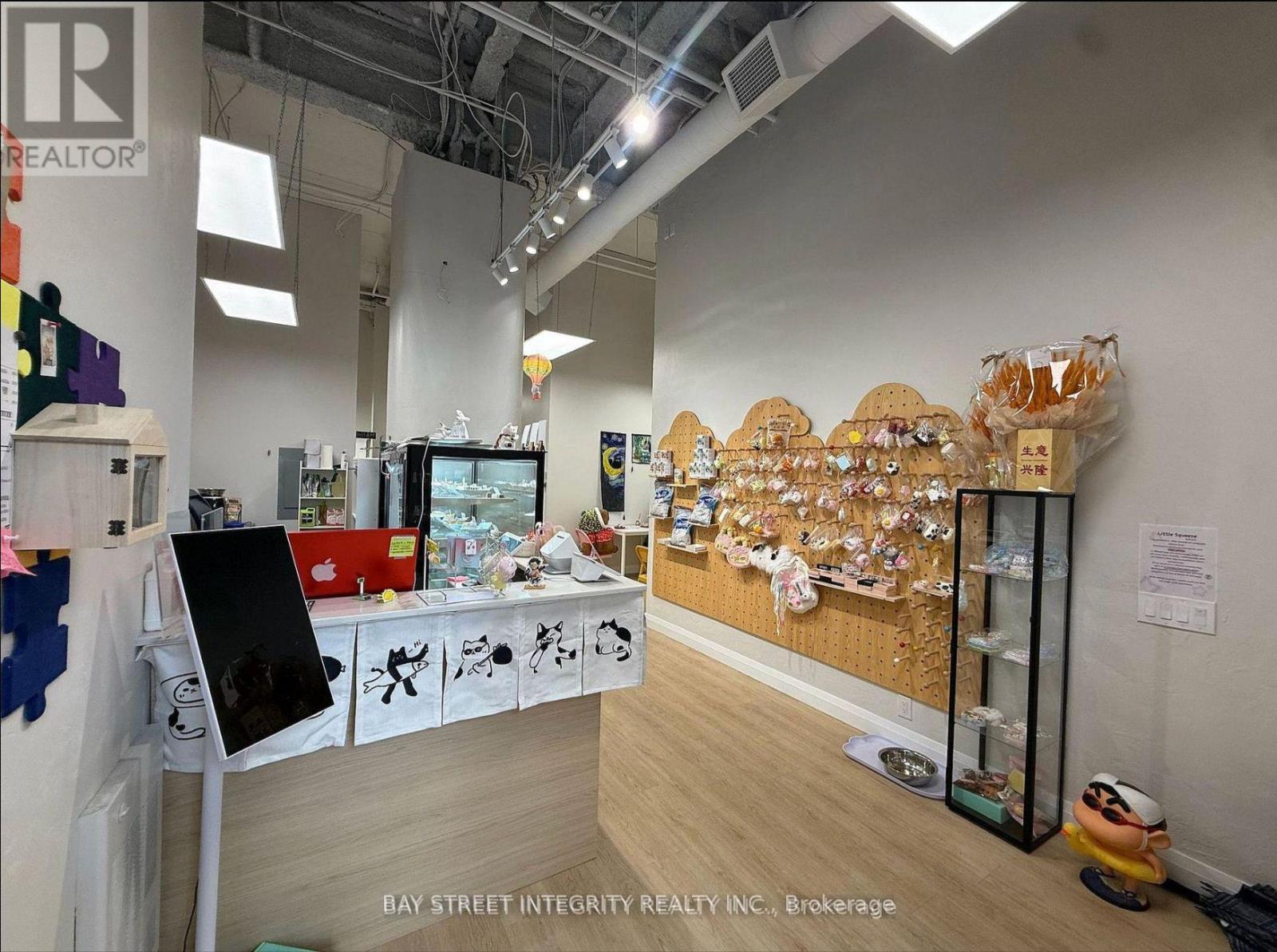 Ground - 327 - 333 Queen Street W, Toronto, Ontario  M5V 2A4 - Photo 3 - C12949388