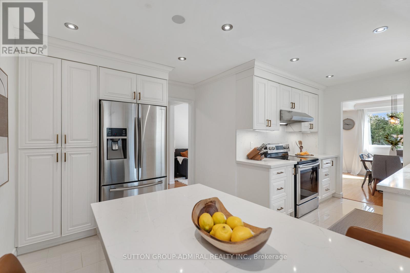 19 Mentor Boulevard, Toronto, Ontario  M2H 2M9 - Photo 10 - C12949414