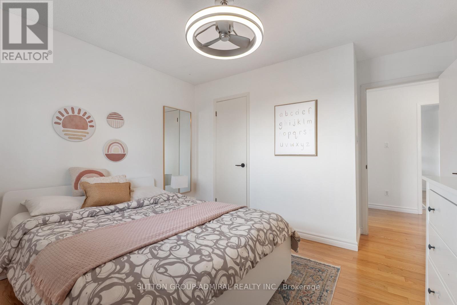 19 Mentor Boulevard, Toronto, Ontario  M2H 2M9 - Photo 24 - C12949414