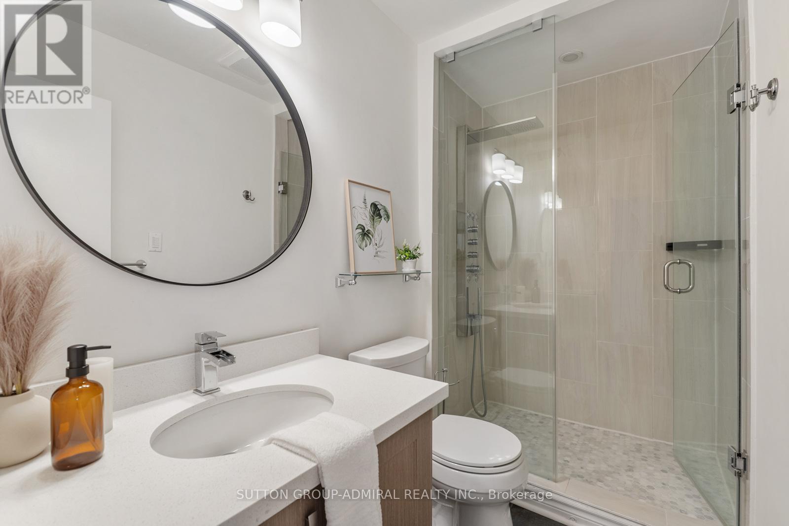 19 Mentor Boulevard, Toronto, Ontario  M2H 2M9 - Photo 8 - C12949414