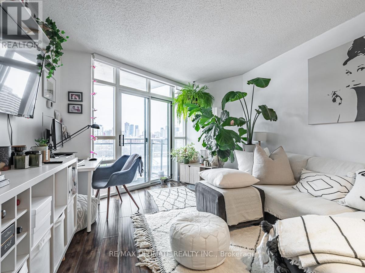 1410 - 255 Richmond Street E, Toronto, Ontario  M5A 4T7 - Photo 11 - C12949458