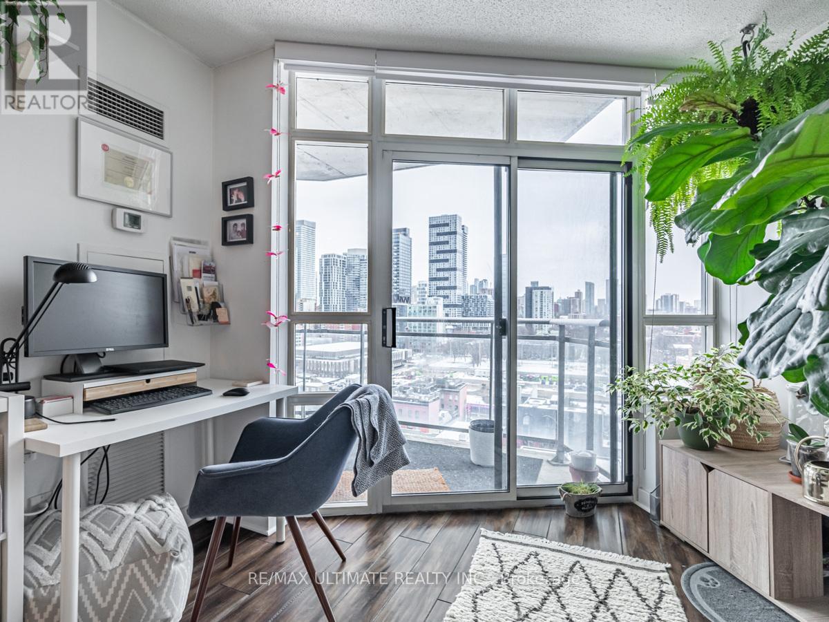 1410 - 255 Richmond Street E, Toronto, Ontario  M5A 4T7 - Photo 13 - C12949458