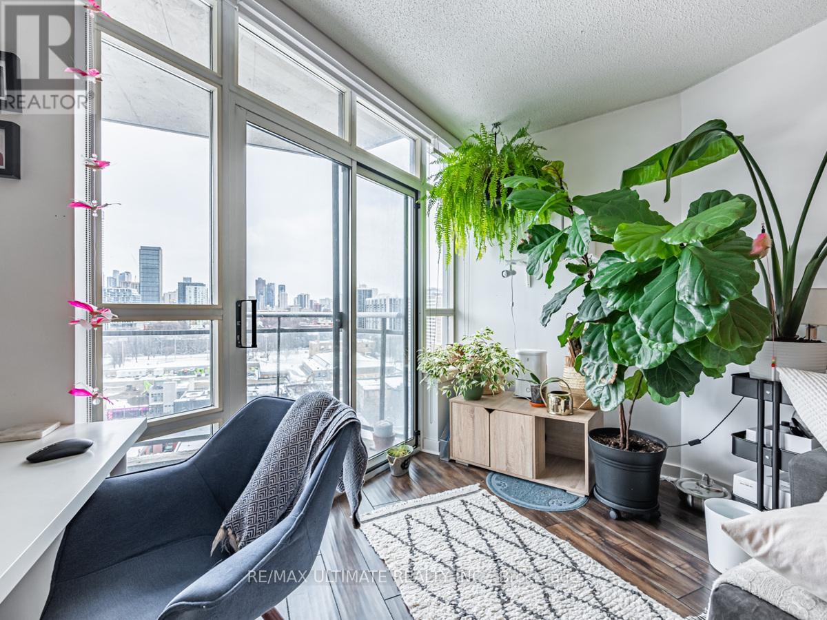 1410 - 255 Richmond Street E, Toronto, Ontario  M5A 4T7 - Photo 14 - C12949458