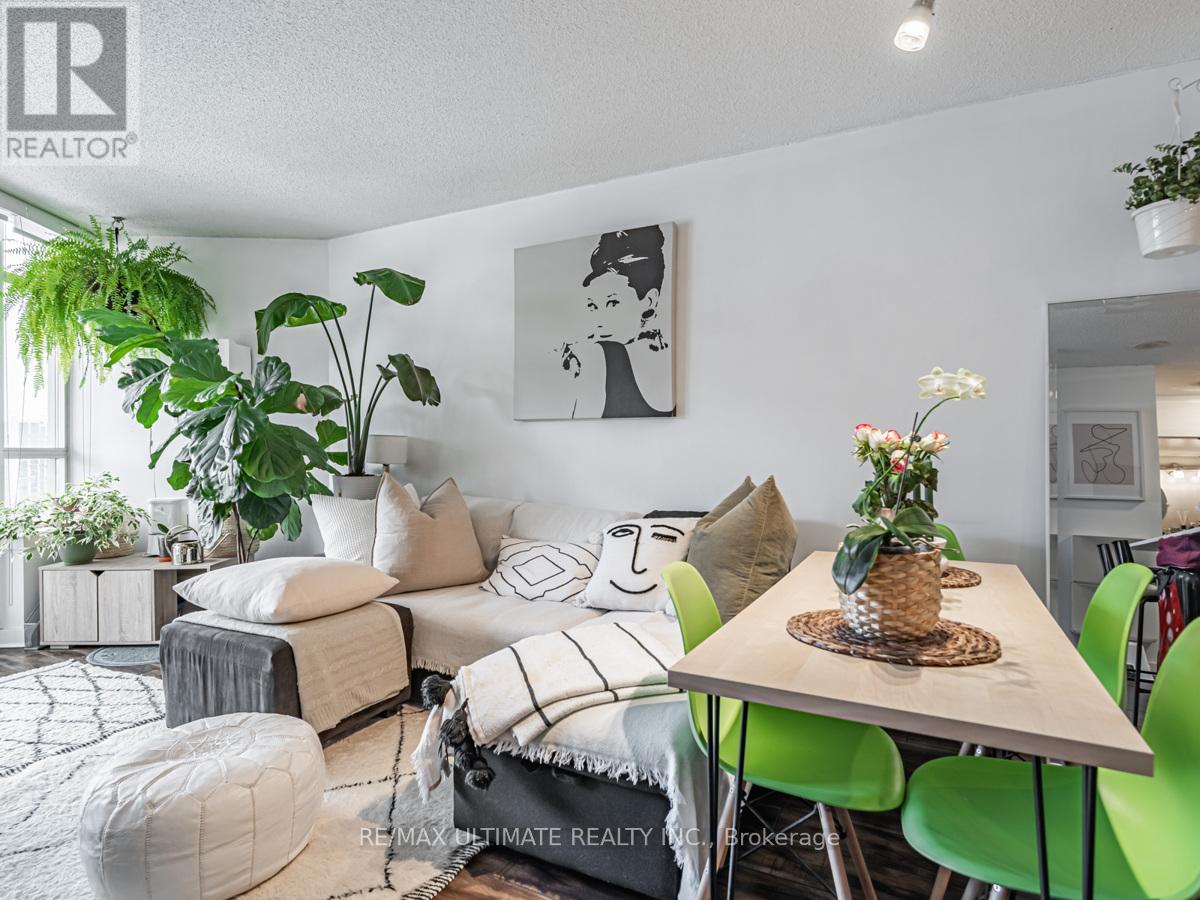 1410 - 255 Richmond Street E, Toronto, Ontario  M5A 4T7 - Photo 6 - C12949458