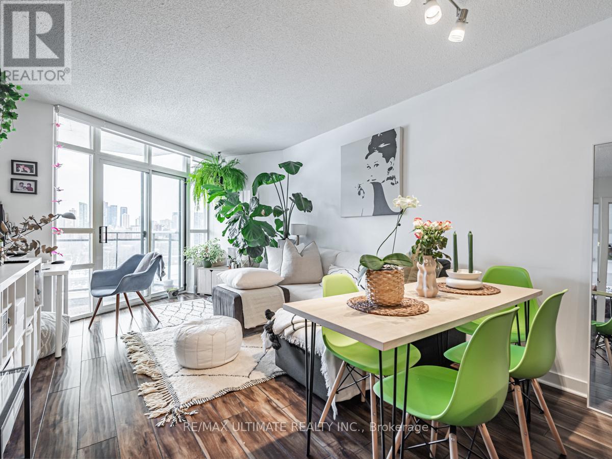 1410 - 255 Richmond Street E, Toronto, Ontario  M5A 4T7 - Photo 8 - C12949458