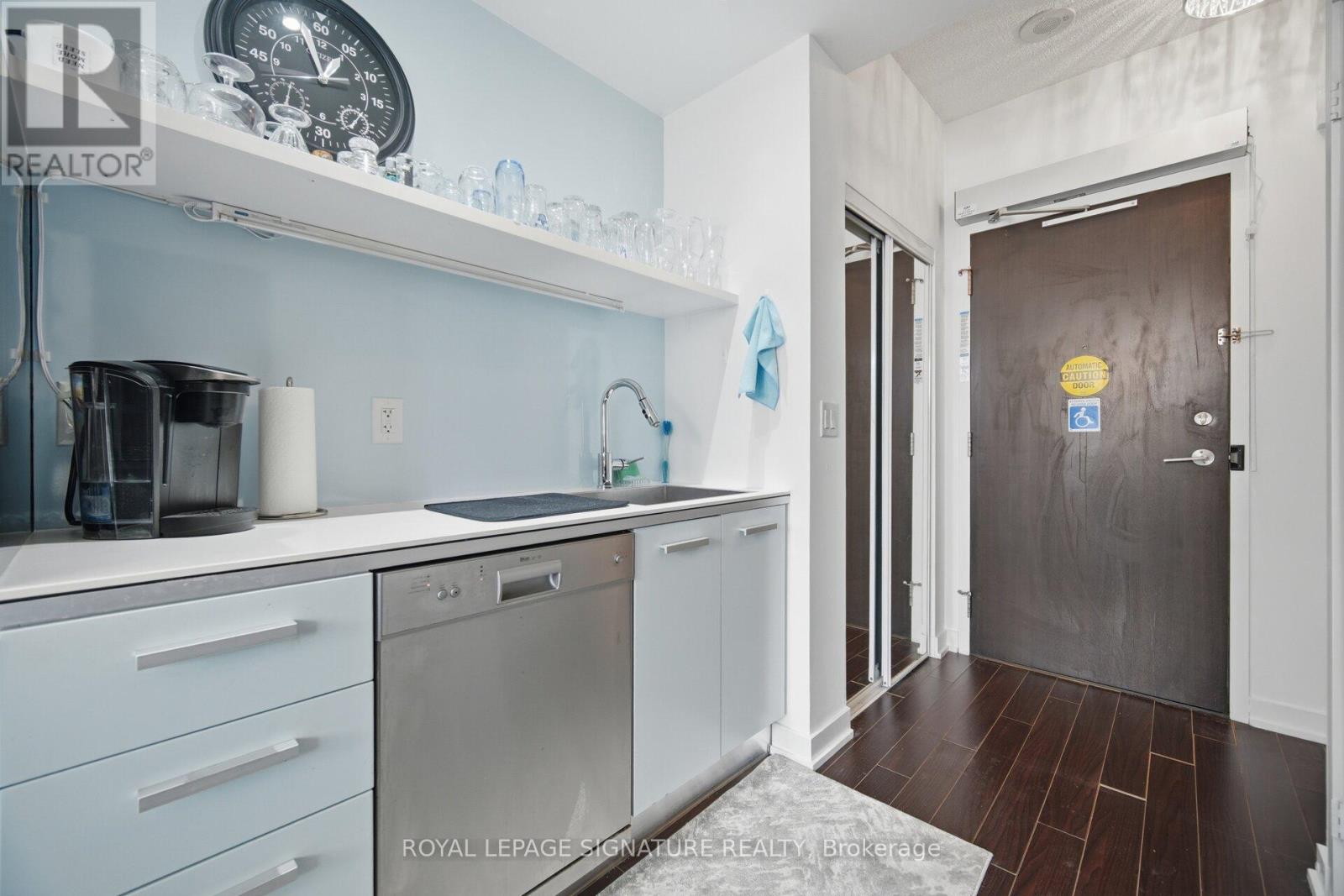 605 - 38 Dan Leckie Way, Toronto, Ontario  M5V 2V6 - Photo 14 - C12949464