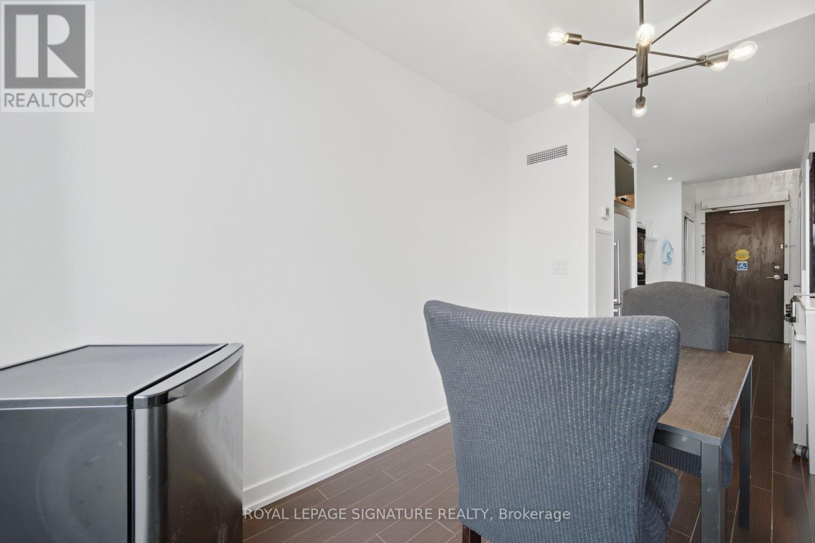 605 - 38 Dan Leckie Way, Toronto, Ontario  M5V 2V6 - Photo 16 - C12949464