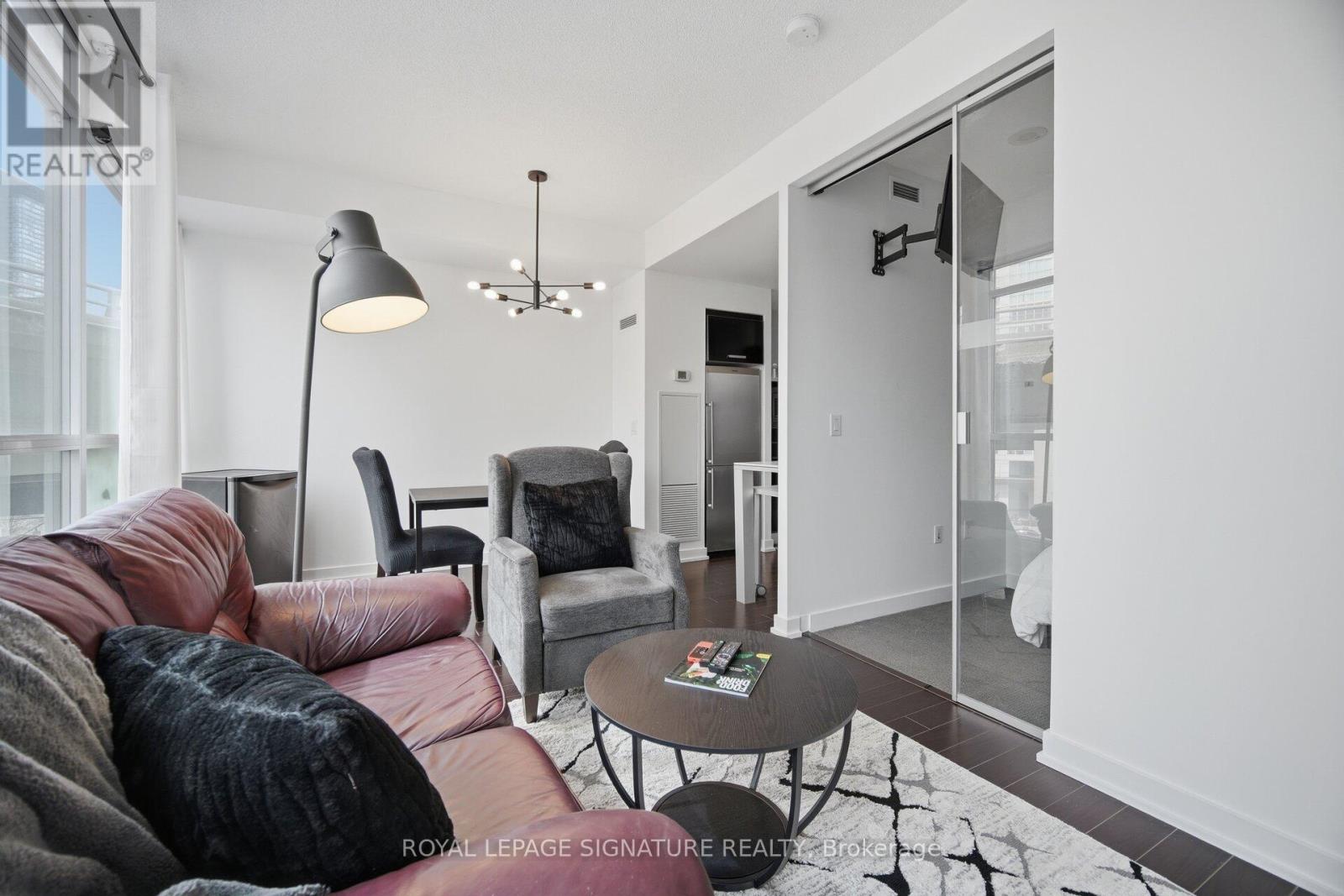 605 - 38 Dan Leckie Way, Toronto, Ontario  M5V 2V6 - Photo 18 - C12949464