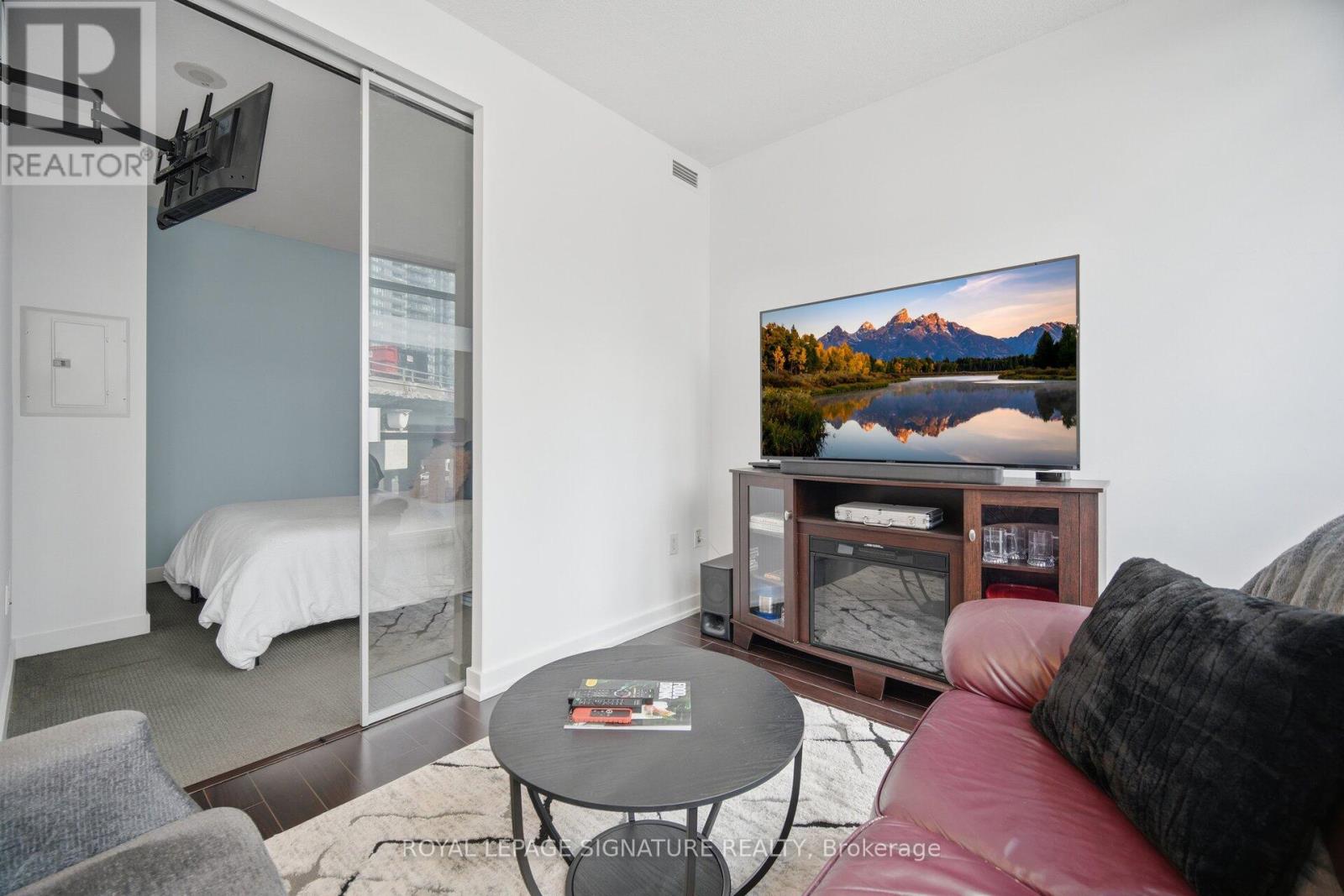 605 - 38 Dan Leckie Way, Toronto, Ontario  M5V 2V6 - Photo 19 - C12949464