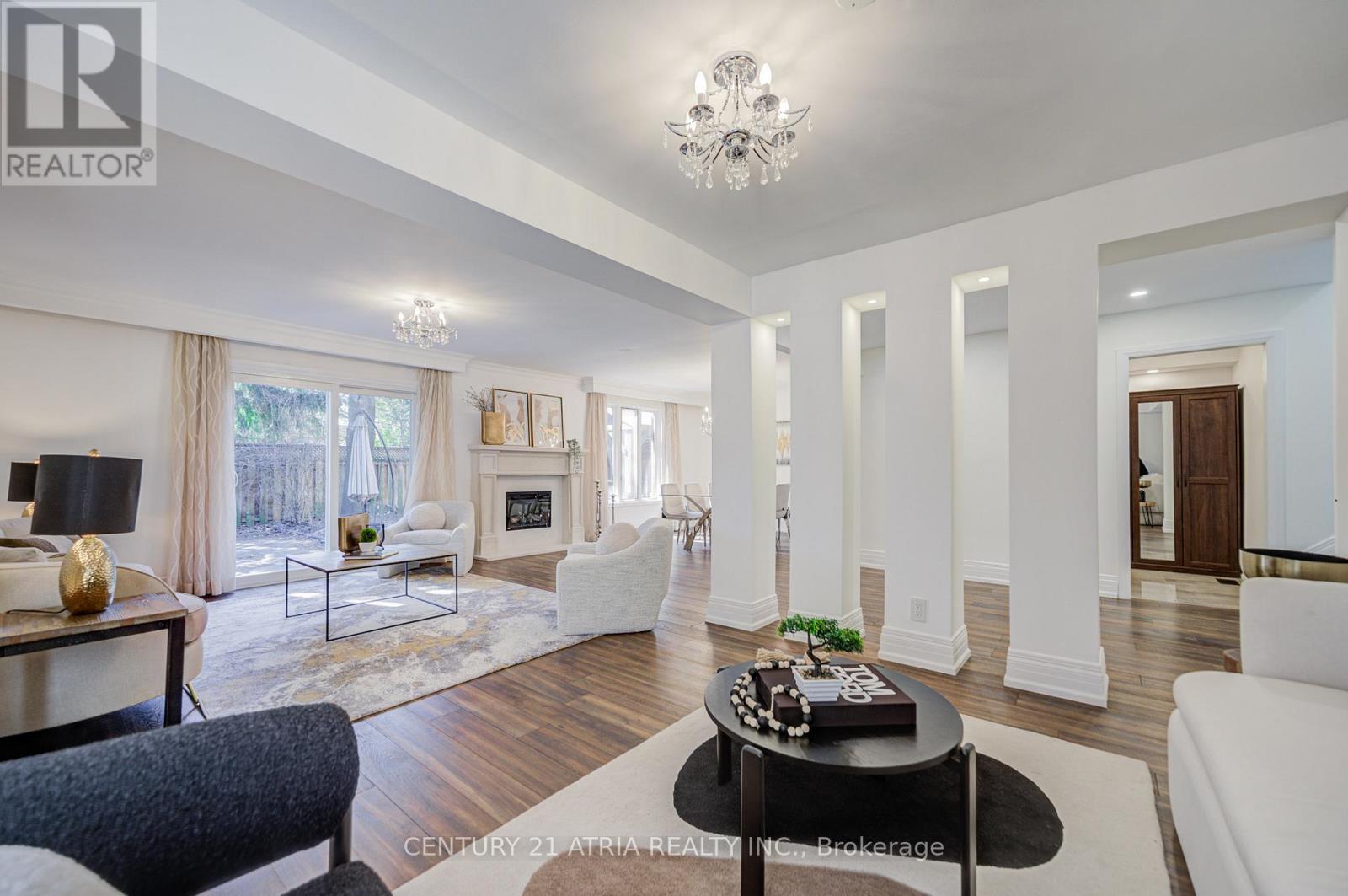 27 Denlow Boulevard, Toronto, Ontario  M3B 1P5 - Photo 18 - C12949482