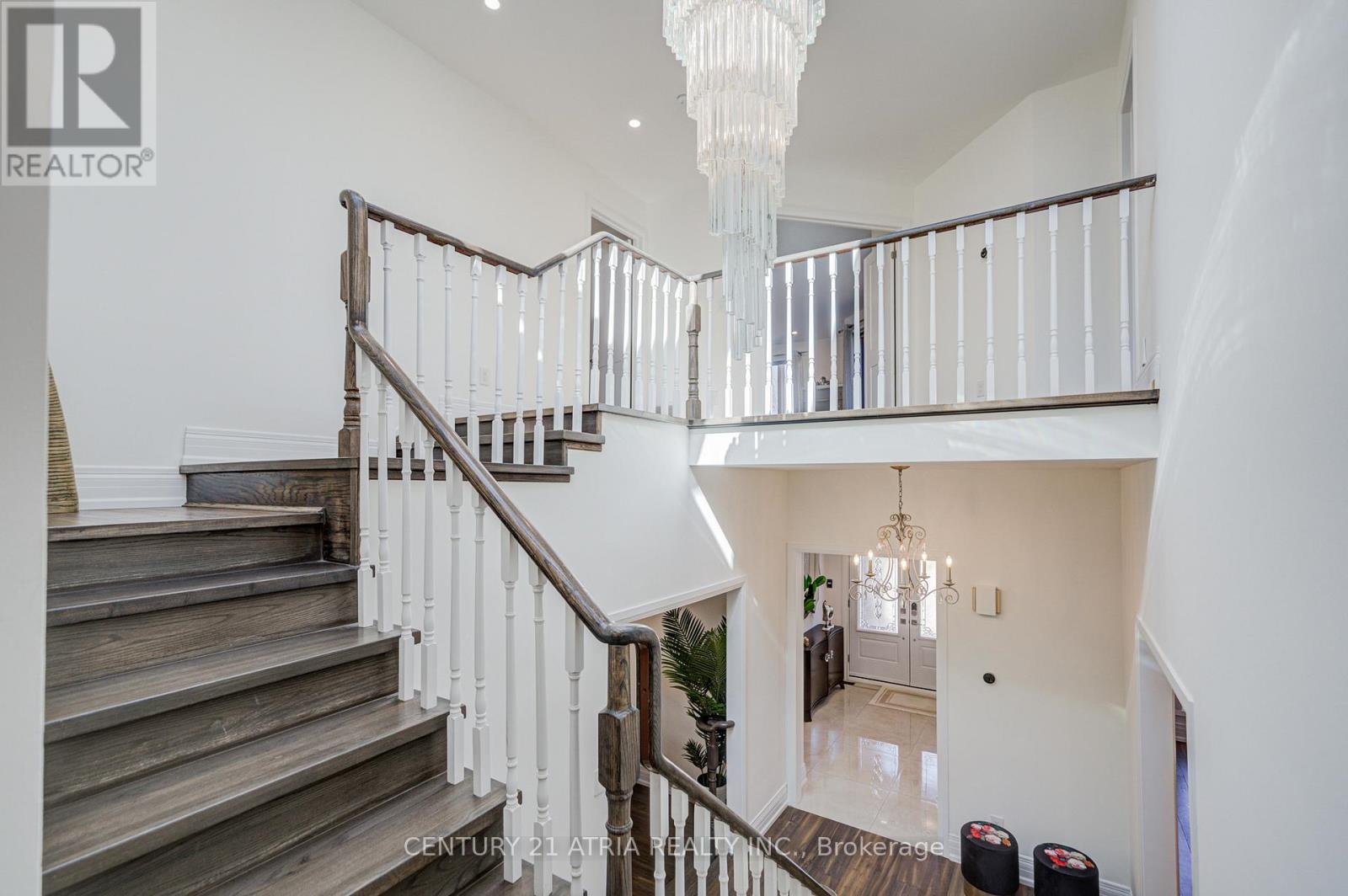 27 Denlow Boulevard, Toronto, Ontario  M3B 1P5 - Photo 20 - C12949482