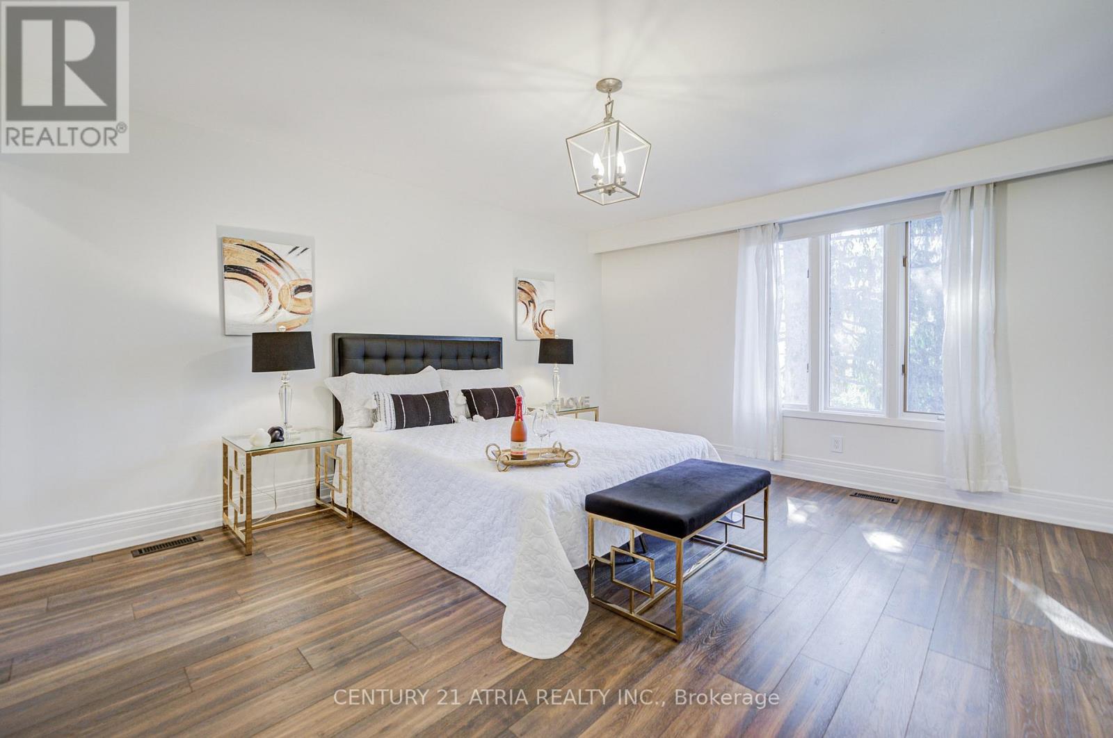 27 Denlow Boulevard, Toronto, Ontario  M3B 1P5 - Photo 26 - C12949482