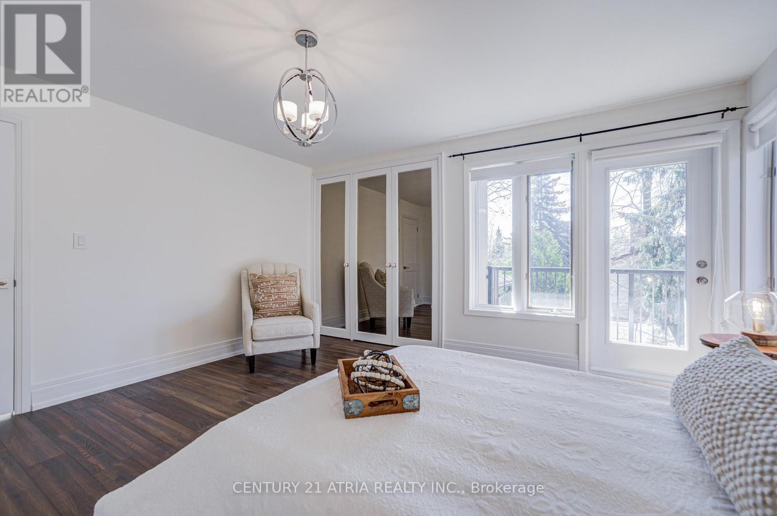 27 Denlow Boulevard, Toronto, Ontario  M3B 1P5 - Photo 32 - C12949482