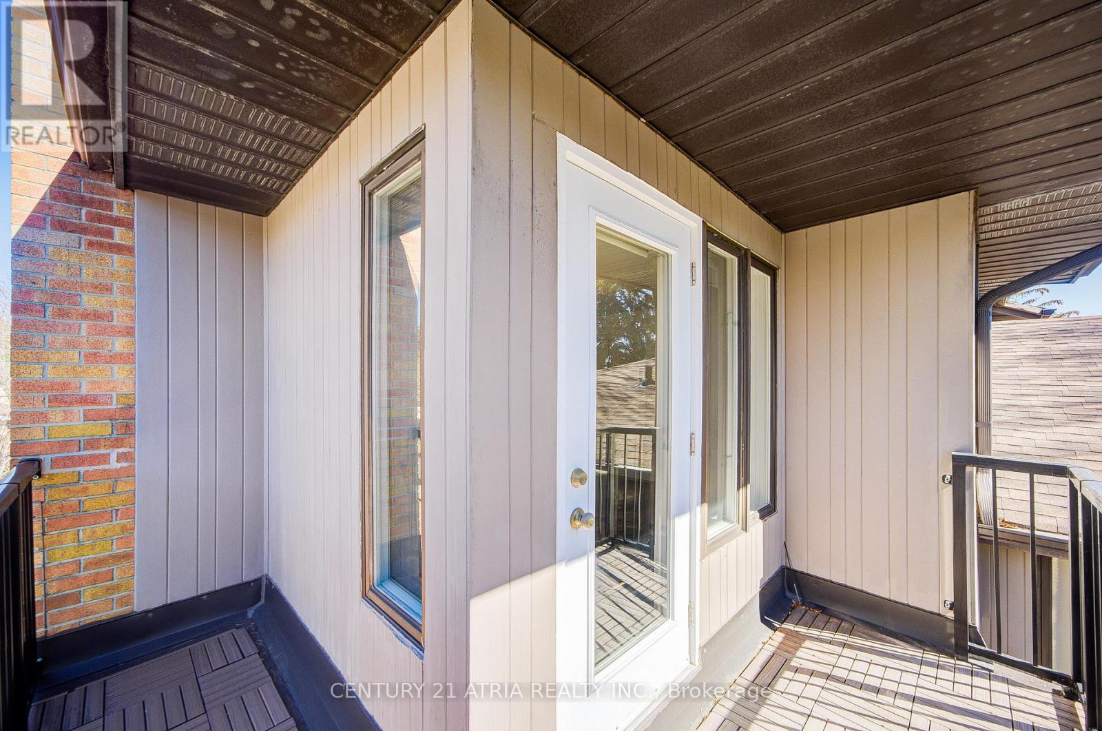 27 Denlow Boulevard, Toronto, Ontario  M3B 1P5 - Photo 34 - C12949482