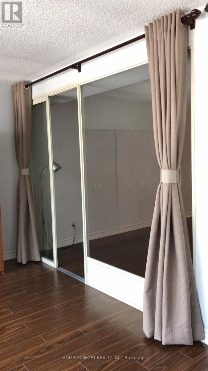 620 - 633 Bay Street, Toronto, Ontario  M5G 2G4 - Photo 7 - C12949484