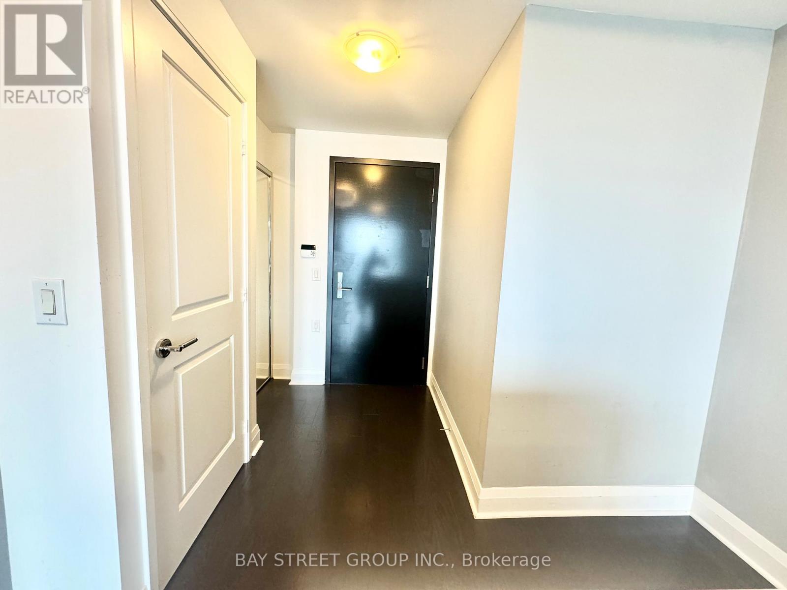 2601 - 1080 Bay Street, Toronto, Ontario  M5S 0A5 - Photo 10 - C12949546