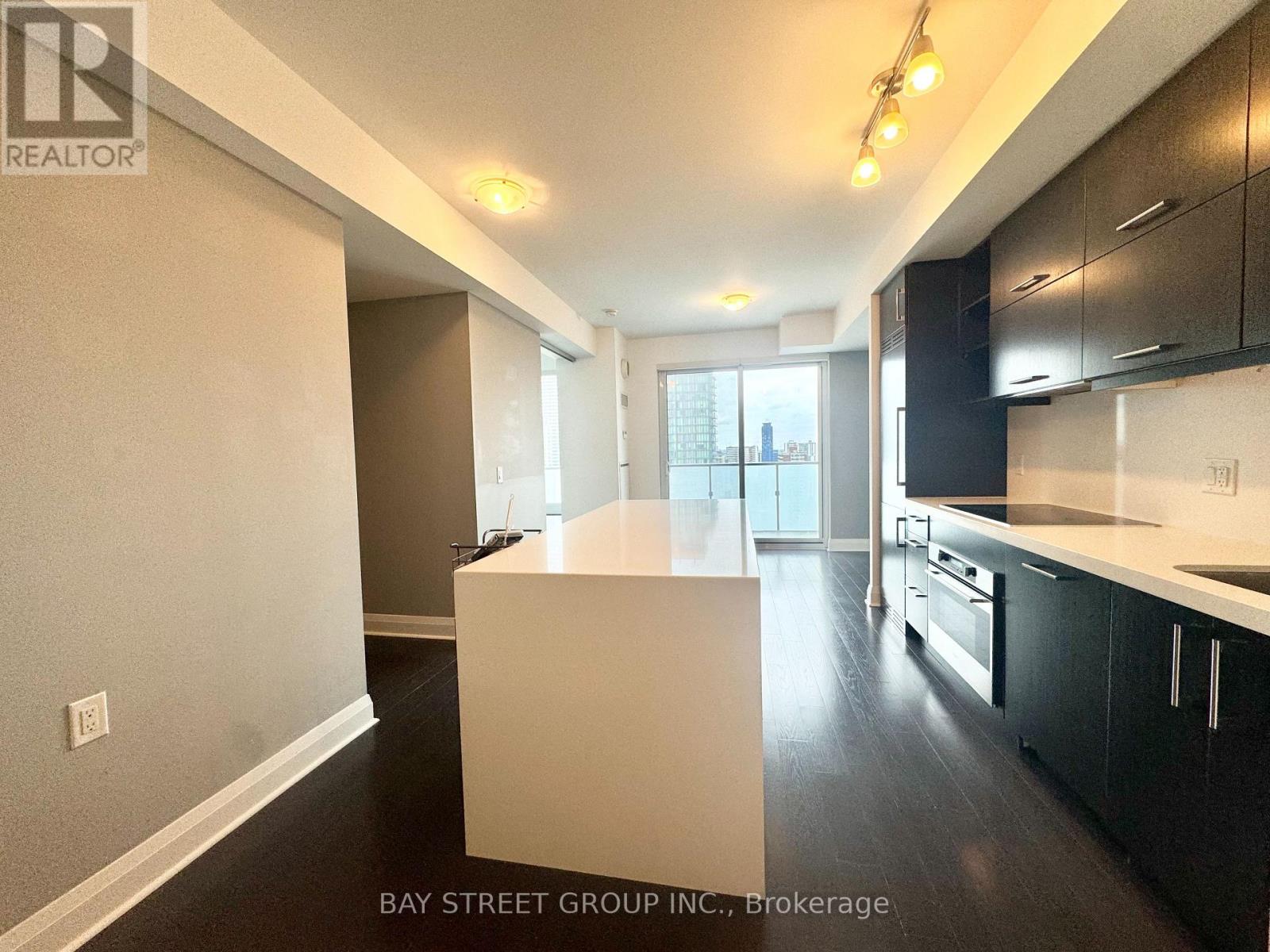 2601 - 1080 Bay Street, Toronto, Ontario  M5S 0A5 - Photo 11 - C12949546