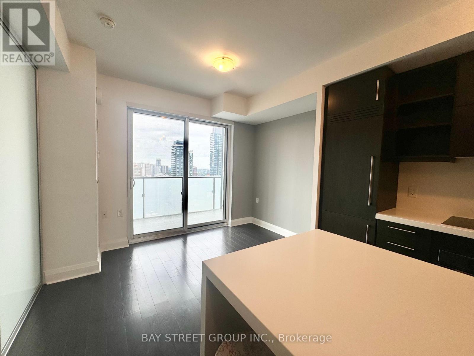 2601 - 1080 Bay Street, Toronto, Ontario  M5S 0A5 - Photo 4 - C12949546