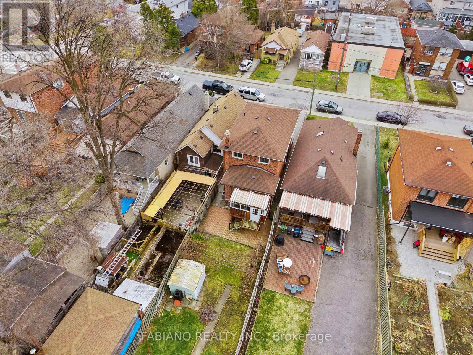 80 Cayuga Avenue, Toronto, Ontario  M6N 2G3 - Photo 43 - W12949034