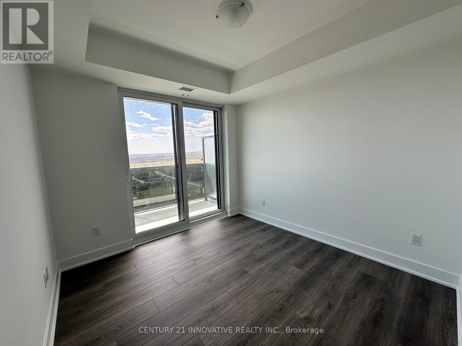 2707 - 2545 Simcoe Street N, Oshawa, Ontario  L1L 0W3 - Photo 12 - E12949436